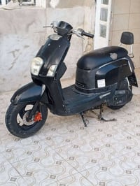 ماكس بوليسي • نضيفه • كهربائيات شغالة