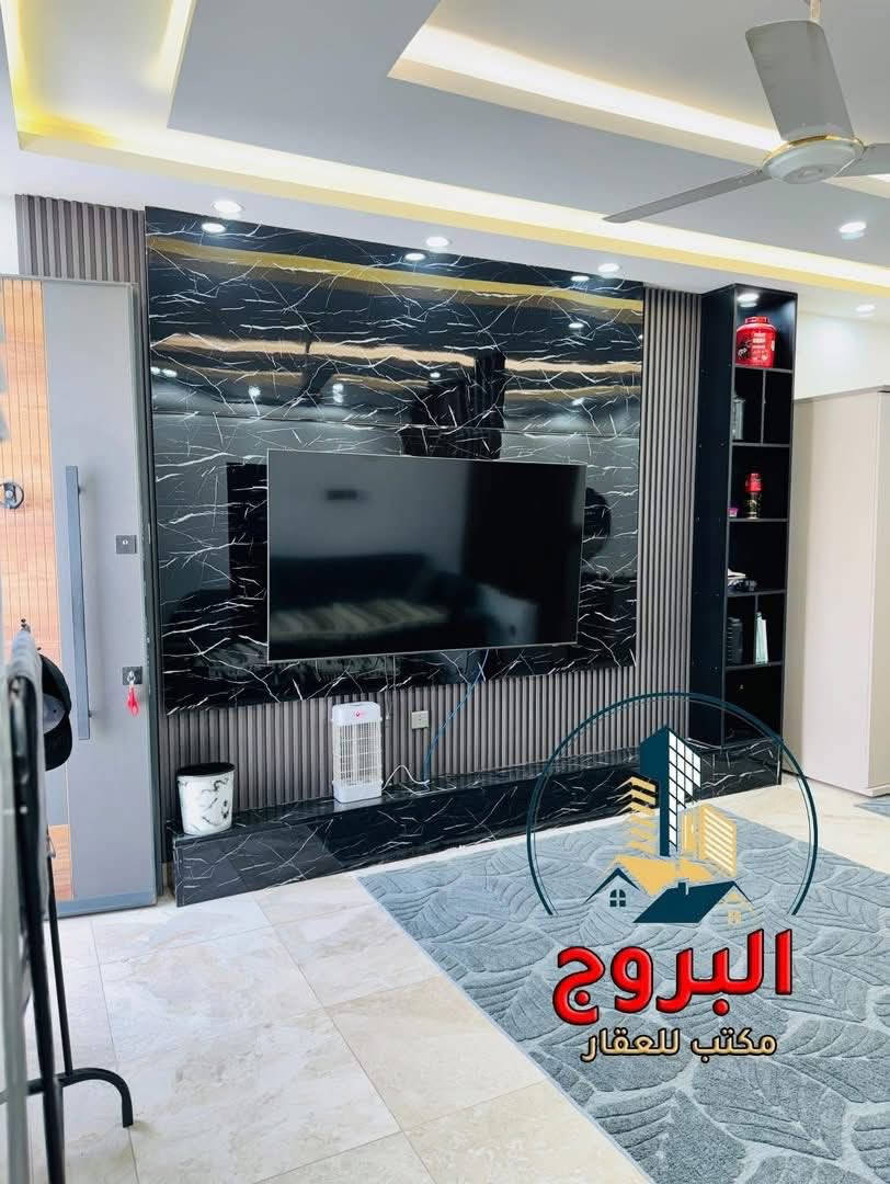 🏡 للبيع عقار مميز في الدورة  منطقة ابودشير ♥️
     ( مربع الألف / خلف جامع ياسين )
     (خلف معرض ابوشاهين)

• يعلن مكتب البروج للعقار عن عرض عقار سكني
• (ترميم درجة أولئ ) 
• بموقع استراتيجي تتوفر فيه كافة ( الخدمات )
•( #جاهز لسكن الفوري  : أو  للاستثمار )

🔹 تفاصيل : العقار
• المساحة الكلية : 55م
• طابق واحد
• نوع الملكية : طـــــــــــابو  ملك  صـــــــــــرف

🛑 الطابق الأول
• كراج (صغير)
• مدخل مستقل 
• غرفه النوم عدد (1)
• هول
• صحيات عدد (1)

💰 للحصول على السعر والتفاصيل الإضافية:
يرجى كتابة الرقم ( 1 ) في التعليقات، 
وسيتم تزويدكم بكافة التفاصيل عبر رسالة خاصة 📩.

(ملاحظة: التعامل والتفاوض يتم مع صاحب العقار حصراً).

🛑 إذا لم يكن هذا العقار هو ما تبحث عنه، فلدينا تشكيلة واسعة من المنازل والأراضي التي تلبي كافة الأذواق .

           📞 للاستفسار والمزيد من المعلومات
يرجى التواصل معنا: رقم الهاتف: ***********

✨مكتب البروج للعقار - اختيارك الموثوق لمنزل العمر.

#دمتم__في__رعاية__الله
