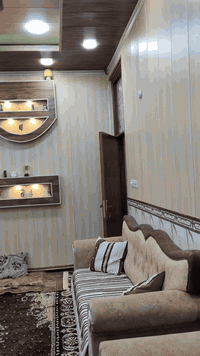 سلام عليكم شباب يوجد بيت للبيع المكان ديالى الخالص قرب بيت عدي الخدران 
الواجهيه البيت 9
نزال البيت 15
مطبخ +استقبال+صاله+غرفه
+غرفتين نوم قاط ثاني 
باقي التفاصيل عل رقم 
***********
