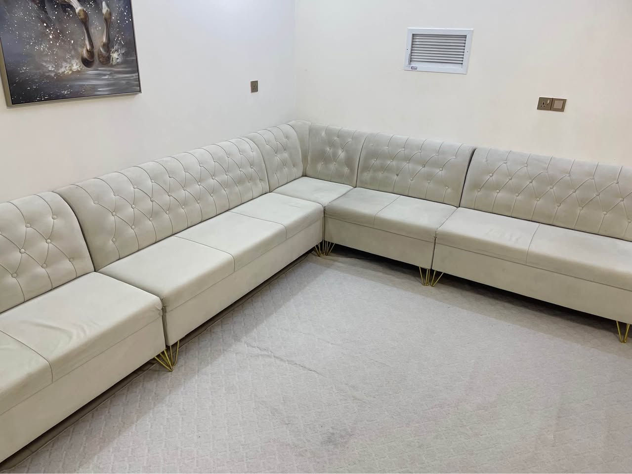 ديوان لبيع الطول سبع أمتار شغل أيد من أربيل السعر ٤٠٠ الف وبيها مجال لاستفسار*********** كركوك, العراق
