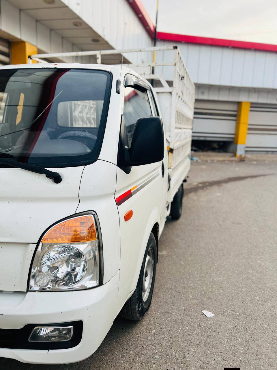 السلام عليكم
هونداي بورتر للبيع
موديل 2011
قمارة وربع 
رقم صلاح الدين ألماني سنوية بإسمي مشروع وطني
محرك مسكر 126 
تبريد ثلج 
الويل الخلفي 13
السعر 110 بيها مجال
مكاني الشرقاط 
للاستفسار
 ***********   ***********
