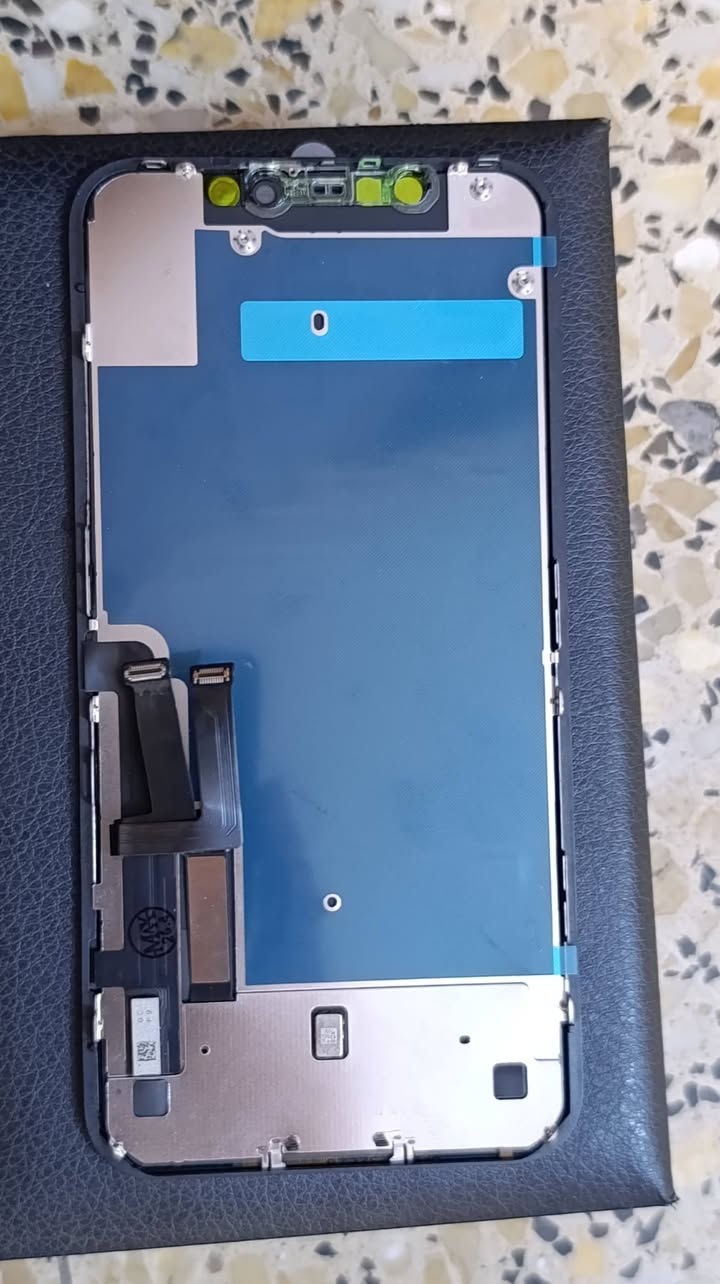 السلام عليكم للبيع شاشة 11 عادي نوعيه اصلي  بعدها جديده وما مستعمله وشخط مابيه  ما مفتوحه تجي تفحصها يمي وتروح ماصار ثلاث ايام من خذيتها سعرها 55 الف @إشارة


**إذا كنت صاحب هذا الإعلان وتريد حذفه لأي سبب، رجاءا أرسل رسالة إلى الدعم الفني**