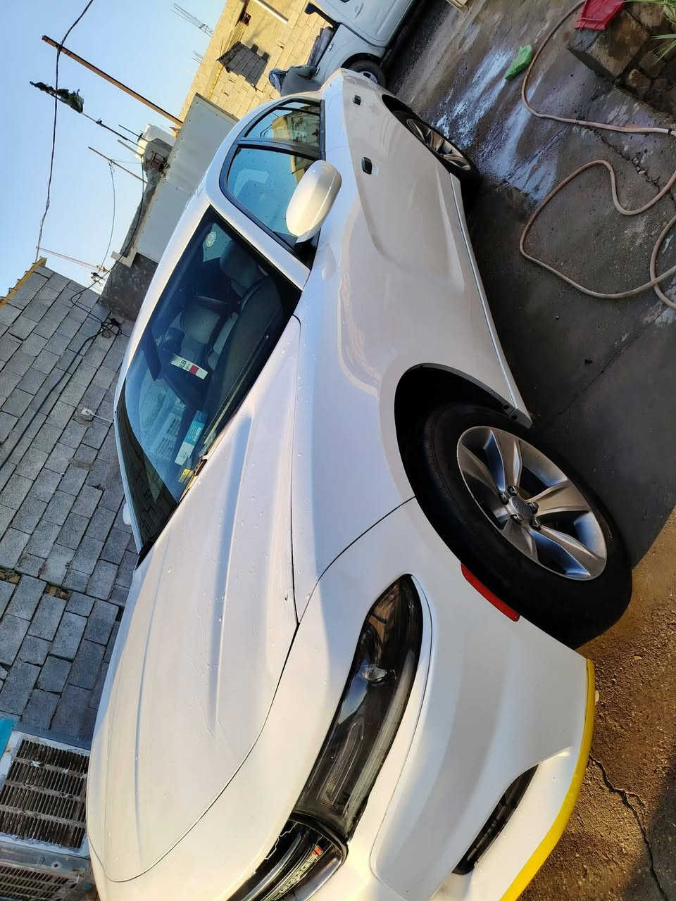 السلام عليكمدوج جرجر 2016 خليجي
مكفولة كفالة عامه
عدا ما موضح بالسونار
السيارة جديدة ونظيفة
ماشية 97الف كم
مكينة6 سلندر 3600
تخم تاير جديد 
ويل 18
السيارة غرفة نضيفة وحلوة
ابد ما مشتغلة خط
رقم السيارة اربيل الجديد تريد تحويل تريد وكالة
رقم صاحب السيارة
***********
