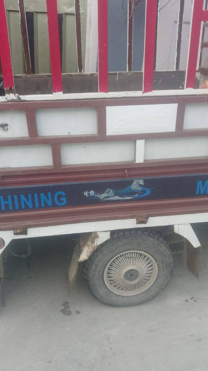 ستوته للبيع 2018 محرك 2025 السعر 1,400 بها مجال ***********
