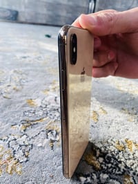 اكس ماكس مبدل بطاريه وشاشه ذاكره 256         للبيع. 07845501621 / 0777...