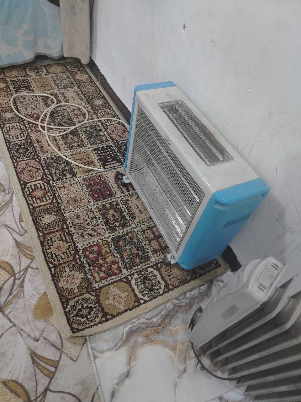 @إشارة صوبه كهربائيه صوبه نفطيه ثلاجه كونكه ١٣ قدم ما داخله تصليح الاتصال***********
