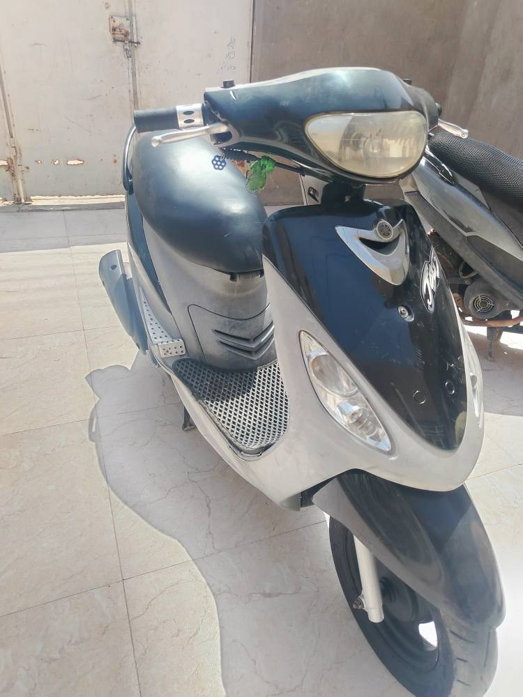 ماكس منغولي دراجه رمبه كلها بلاد مكينه خرسه برغي مامفتوح بيها مكفوله كهربائيات كلها شغاله اوراق الشراي يتصل *********** عمارة, ميسان
