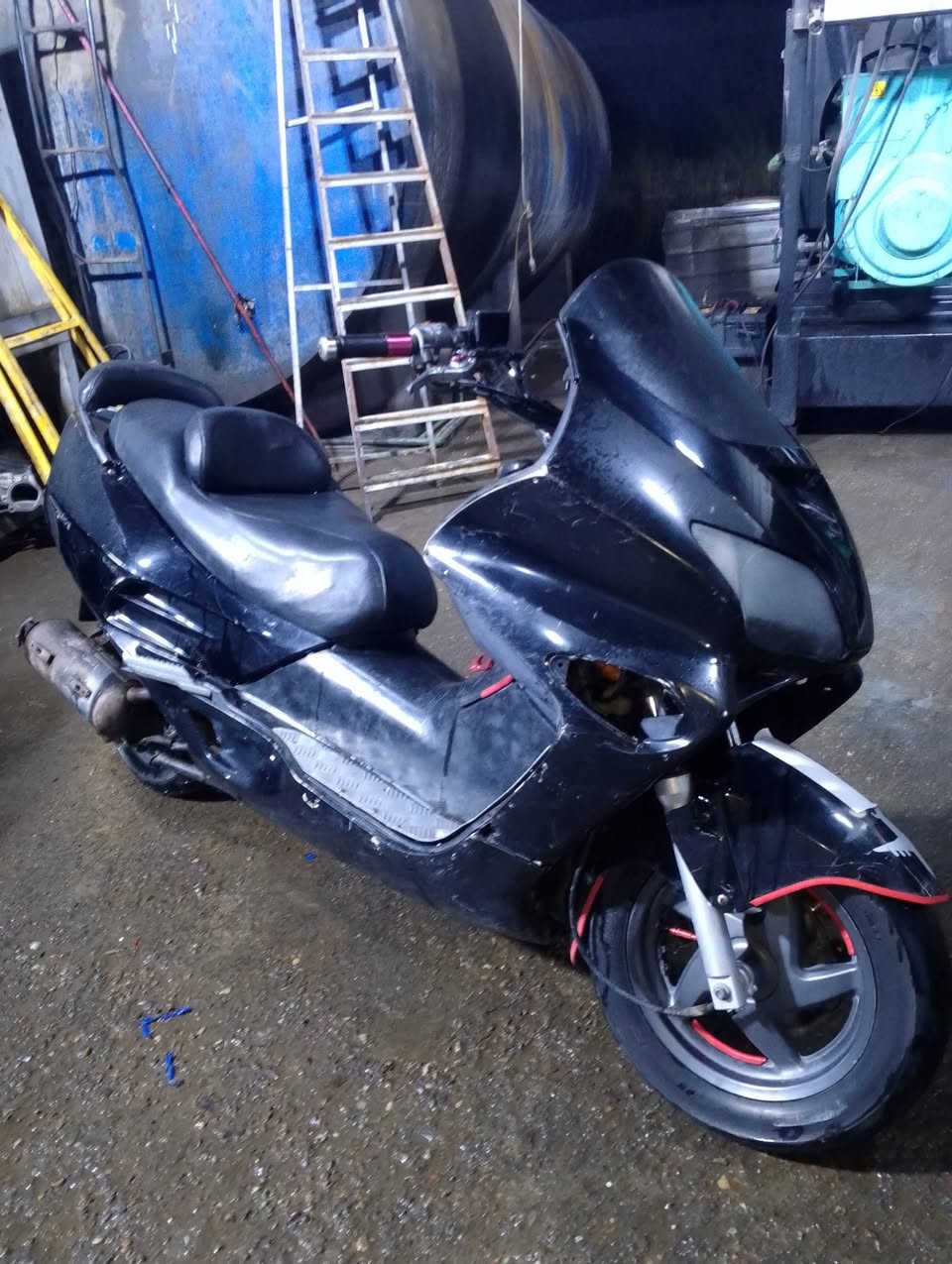 فورزه صفر6 mf دشبول شغال مكينه ناعمه لا صرف ولا تبخير نقصها باتري وتنضيم كابريتر  مكان بغداد السعر 550 وإذا اكو مراوس عادي ***********
