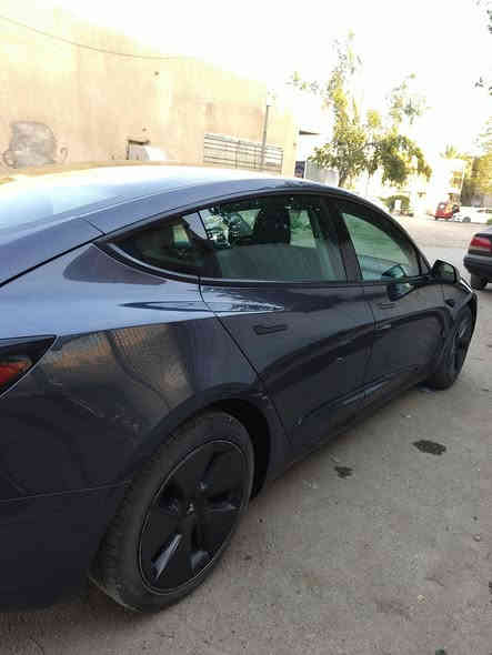 للبيع تيسلا موديل 3 استاندر 2023
رقم بغداد باسمي
السياره أون لاين ومحدثه
مواصفات السياره معروفه فول 
ماشيه 29الف 
ضرر موضح بصور  صبغ قطعه وحده فقط
صبغ البنيد وبارد قليل بخشم الجاملغ 
مكان السياره بغداد الغزالية
السعر 157وبيه مجال
رقم ***********
