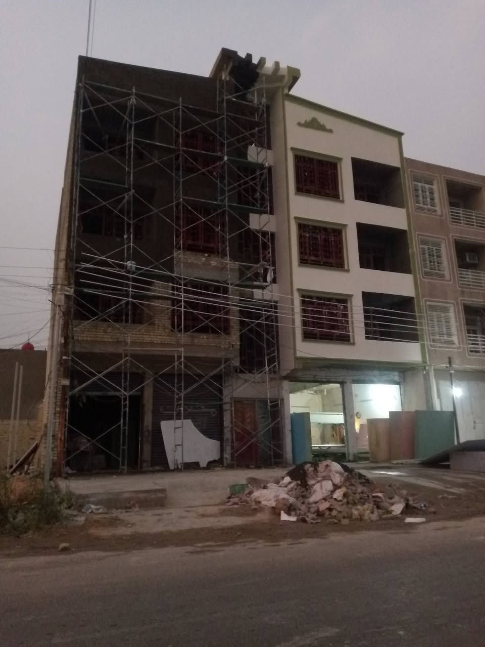 السلام عليكم لباخ مصري متفرغ سقي الناعم وادرارا ونتر شغل درجه اولى فوم وطلس ***********
