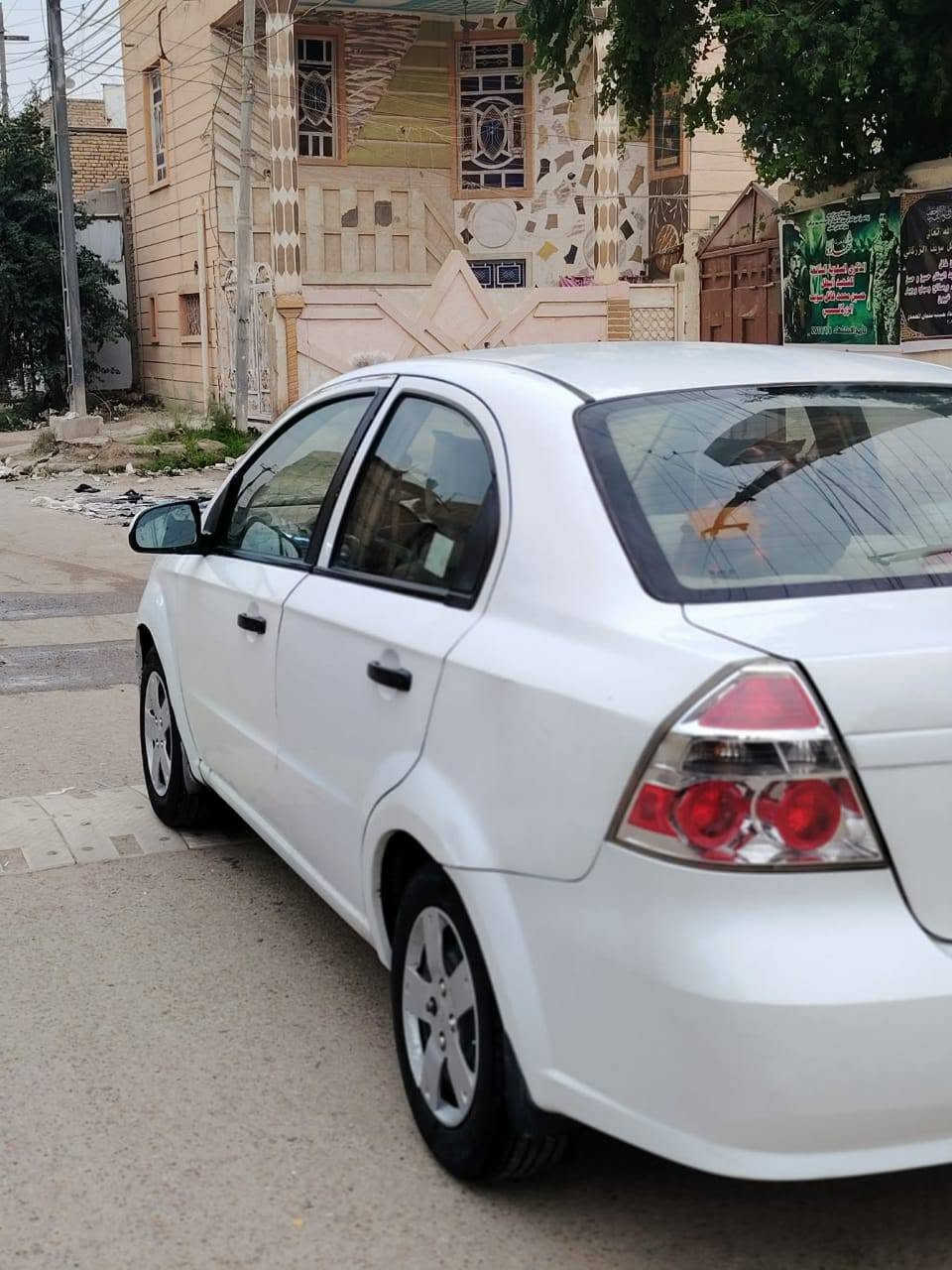 السلام عليكم اڤيوو خليجي اللبيع محرك مفتوح مو مسكر سيارة حلوة مالت جناي تحويل ثاني يوم السيارة بااسمي وكير ومحرك وتخم تاير وحدادية بالجيس 
الضرر مبدل باب السائق وجاملغين خلفي معمرات بدون ضرر السعر 60 وبيه مجال الطيبين  رقم ***********
