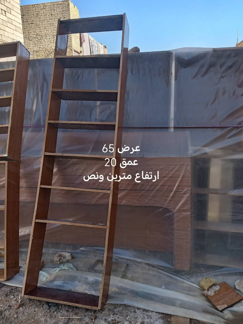 متوفر عدد 8 فاترينات مكانهن ناصرية حي الفداء
واتس ***********
