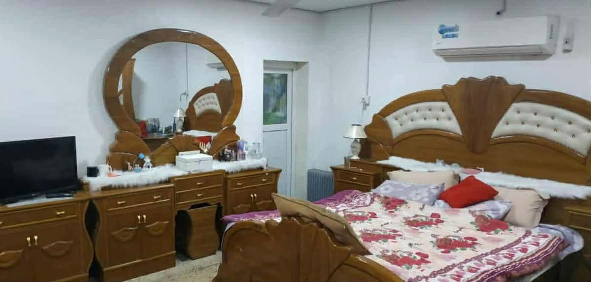 غرفة نوم  للبيع  استعمال قليل تزكام و متانه عاليه السعر 900 العنوان حله حي الامام


**إذا كنت صاحب هذا الإعلان وتريد حذفه لأي سبب، رجاءا أرسل رسالة إلى الدعم الفني**