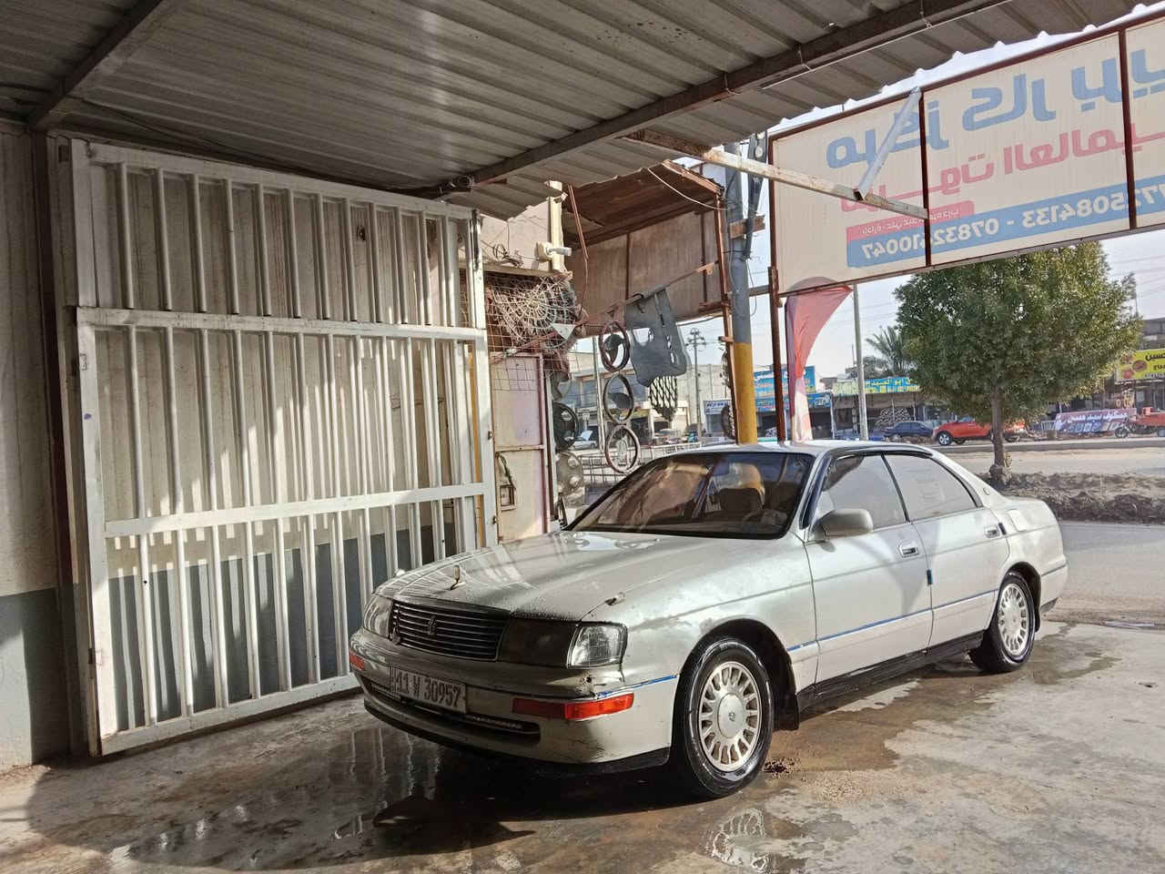 بطه رقم بغداد دولي بسمناا
كفاله من كص ونقل...
جديده سياره ناعمه
حداديه جديده
مكينه كير جديده
تخم تاير جديد
تبريد جديد
مراوس ب500 نظيفه ونرهم ع الفرق شعندك500 نزل
مكاني بابل الحمزه الغربي ***********
