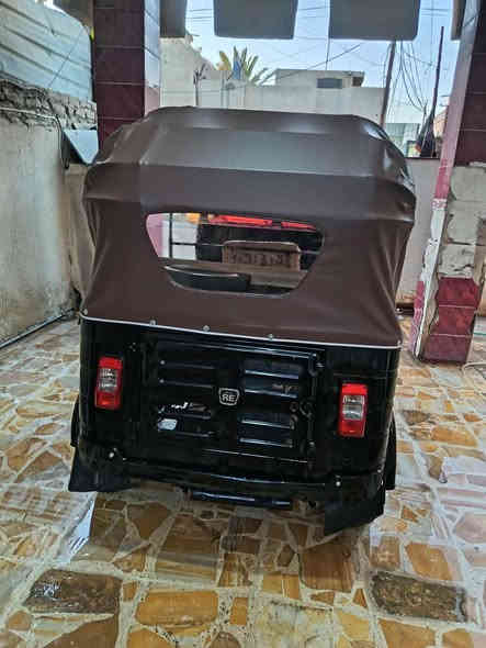 السلام عليكم تكتك للبيع باجاج المصطفى 
معمرة للجمالية فقط التكتك خير من الله كل نقص مابيه موديل 18 السعر 3 ملايين و بيه مجال قليل الاستفسار الاتصال على الرقم الموجود ***********
