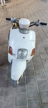 دراجه ماكس بوليس لبيع سلف هندر كهربائيات كله شغاله بيها خيط تبخير ابيع...