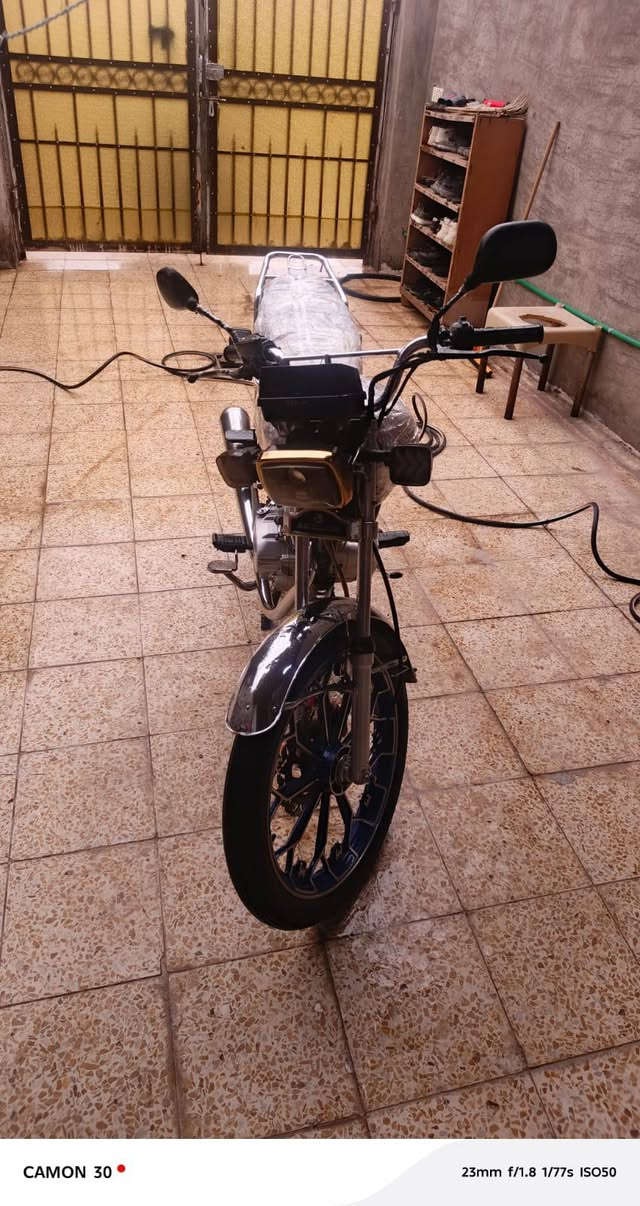 سلام عليكم شباب درجة سيفان موديل 2024كفاله عامه من كلشي مكاني ديالئ بعقوبه، الدراجة ما بيها اي نقص الدراجة مقفلة من كلشي    وسعره 575 وبيها  مجال   الشراي يخابر عل رقم ***********
