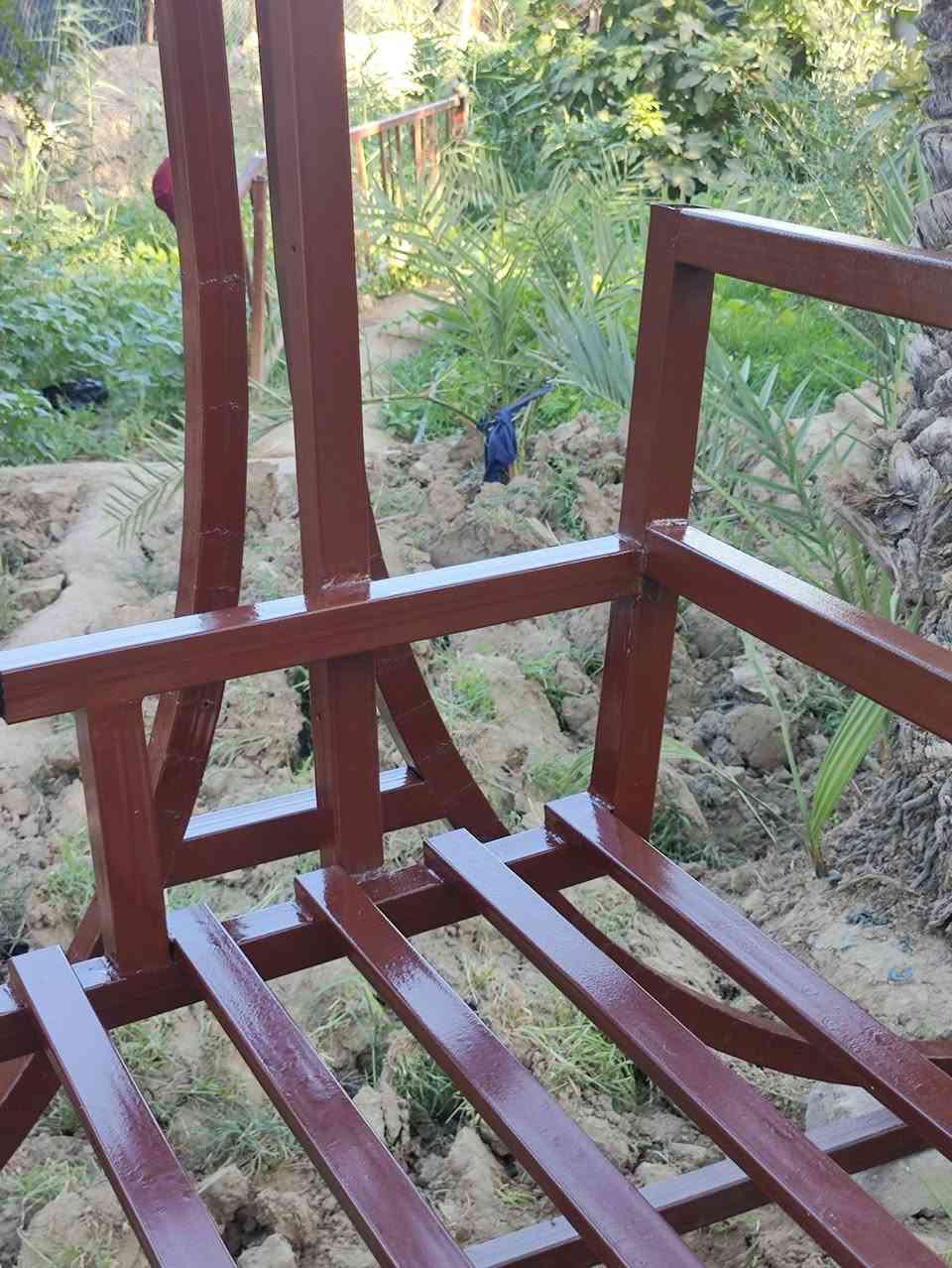 مرجوحه ارتفاع مترين عرض متر ونص المقعد عرضه متر وعشرين كعدتها رئاسيه حيل حلوه صبغ حراري الون بني


**إذا كنت صاحب هذا الإعلان وتريد حذفه لأي سبب، رجاءا أرسل رسالة إلى الدعم الفني**