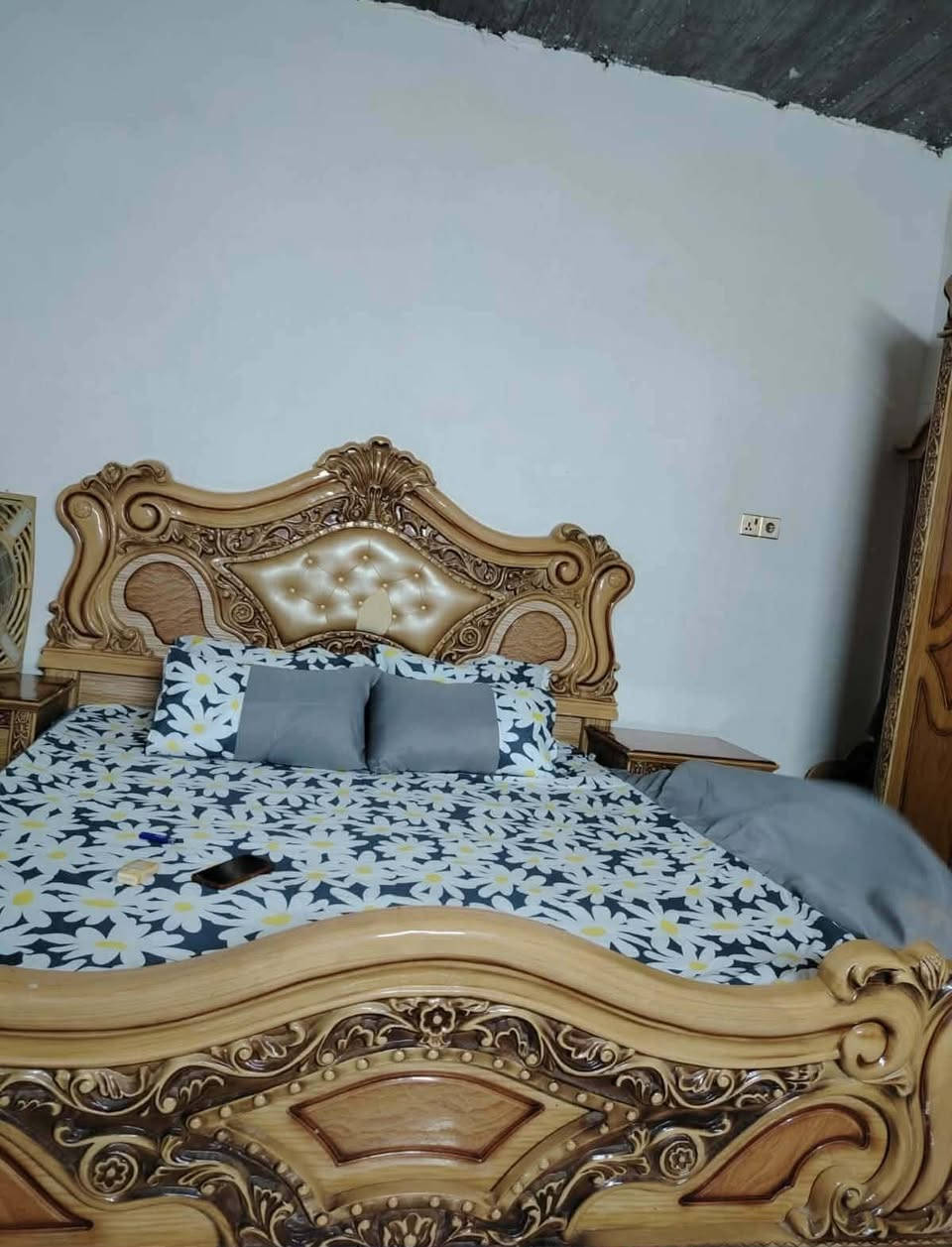 تخم كامل ما ابي اي عيب ويا دوشك سعر فقط 100 وبي مجال اغراضها كلها كومادي كلها مرايه وي دوشك


**إذا كنت صاحب هذا الإعلان وتريد حذفه لأي سبب، رجاءا أرسل رسالة إلى الدعم الفني**