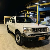 نيسان بيكاب • ٢٠٠٢ • سليمانية