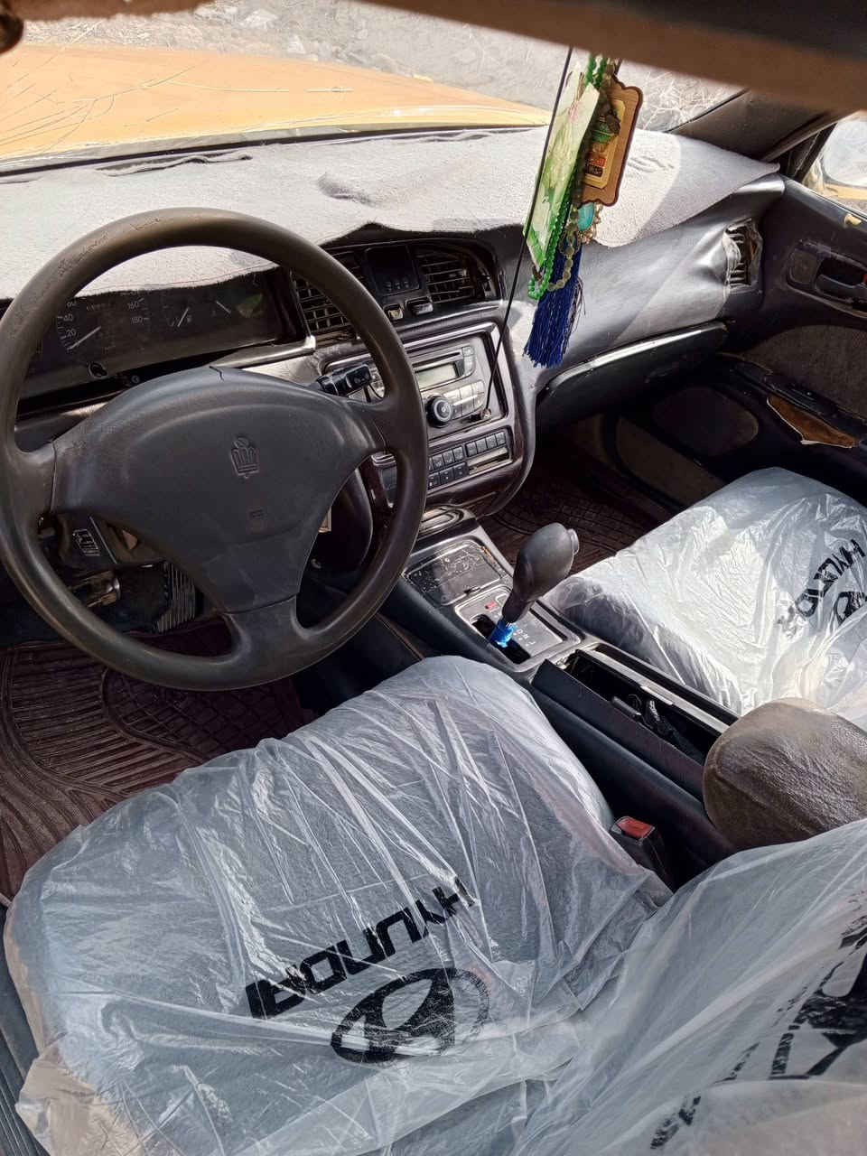 السلام عليكم بطه للبيع منفصل موديل 2000 مكفول من الكص ونقل مكينه وكير أنضاف حداديه زينه غرفه نظيفه تخم تاير تحويل ثاني يوم وكال عامه عندي بسمي السياره
السعر 36 وبيه مجال للشري الرقم ***********
