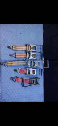 اكسسوارات سيارات • للبيع