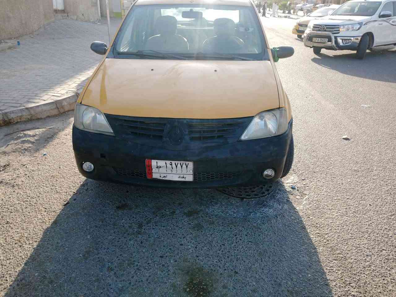 رينو لوكان مديل 9 حداديه توني مسويه تواير جدد باتري جديد محرك بيه بدايت تبخير كير نضيف مصفره هيئه وغرمات خياسات مابيه ابد السعر 29وبيه مجال المكان سماوه ***********
