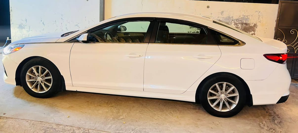 سلام عليكم سوناتا وارد امريكي 2019 حادثهة تبديل جاملغ وباب بلا دواخل كير ومحرك مكفولات رقم اربيل باسمنة
السعر 145
بغداد حي الجهاد 
***********
