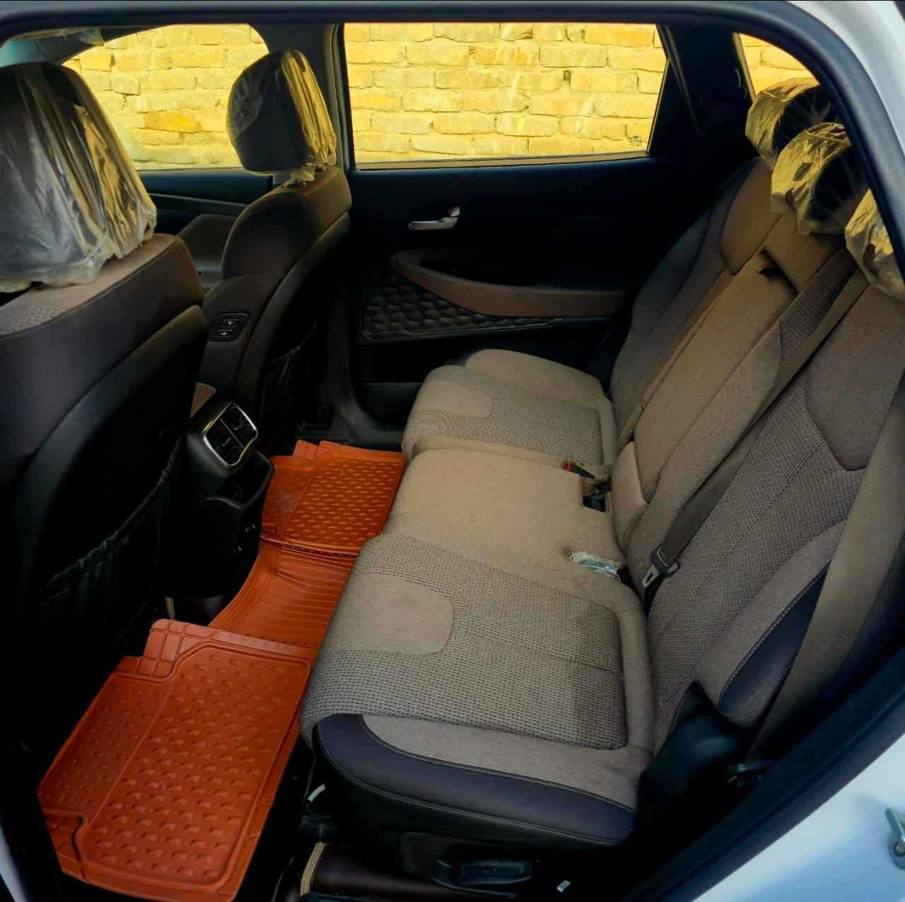 للبيع سنتافي 2019 خليجي
محرك 6v  سلندر 3500
كفاله عامه السياره 7راكب
سياره رقم بصره شرط التحويل
فول مواصفات ماعدا البانوراما
تشغيل بصمه
شاشه 
الجنطه فتح كهربائي
تحكم كشنات كهربائي
ثلاث قطع تبريد
كامرة دواره   (مع نظام تشغيل الكامره عند سير المركبة للمراقبه ) 
نضام ترحيب
حساسات
٤ انظمة قيادة مع نظام smart  
شاحن واير ليس  مع ٤ منافذ usb 
اشاير بالمري مع نظام ترحيب مجرد متقترب من السيارة
السياره ماشيه 160 الف كم 
السعر 215
 مكان السياره البصره
الاتصال *********** الزبير, البصرة
