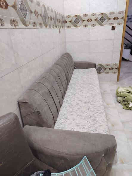 سلام عليكم بيع ديوان خمس قطع مكان كربلاء الحر الاستفسار *********** سعر 150قفل مابي اي مجال
