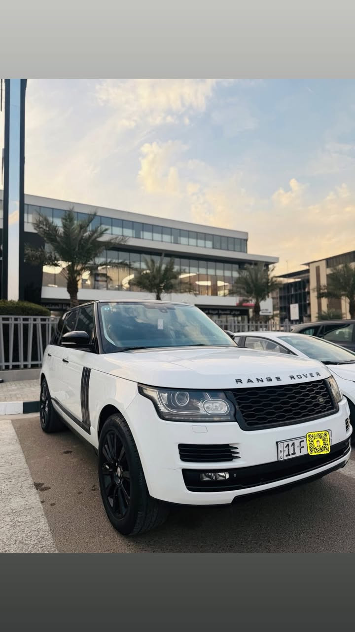 � رانج روفر فووك – بلاك إديشن | رقم بغداد

موديل 2013 | فول مواصفات | فحص شرط السونار

🌟 ملاحظة: التچوة الخلفية كهرباء

⚪ اللون: أبيض Black Edition

🧡 الداخلية: لون قرميدي مميز

🏢 وكالة سردار – كفالة عامة

🌍 ضمان دولي

⸻
🔥 المواصفات:
▪️ عداد المسافة: 68,000 كم فقط
▪️ المحرك: 8 سلندر – سوبر تشارج
▪️ قمارة شامواه
▪️ دوسات شفط
▪️ أبواب شفط
▪️ كاميرات
▪️ رادار
▪️ مساج

▪️ فول مواصفات بدون نقص

▪️ ما يحتاج نكتب أكثر… السيارة تحجي عن نفسها 😍

▪️السيارة سيرفز جديد

▪️السعر /تواصل خاص

📍 مكان السيارة: بغداد السيديه
🔄 التحويل مباشر
📞 للاستفسار والاتصال أو واتساب: )(***********)
(مدير كروب)(كروب)(ايمن الشهم)
