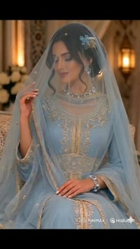 اكسسوارات شخصية • مستلزمات جمال • للنساء