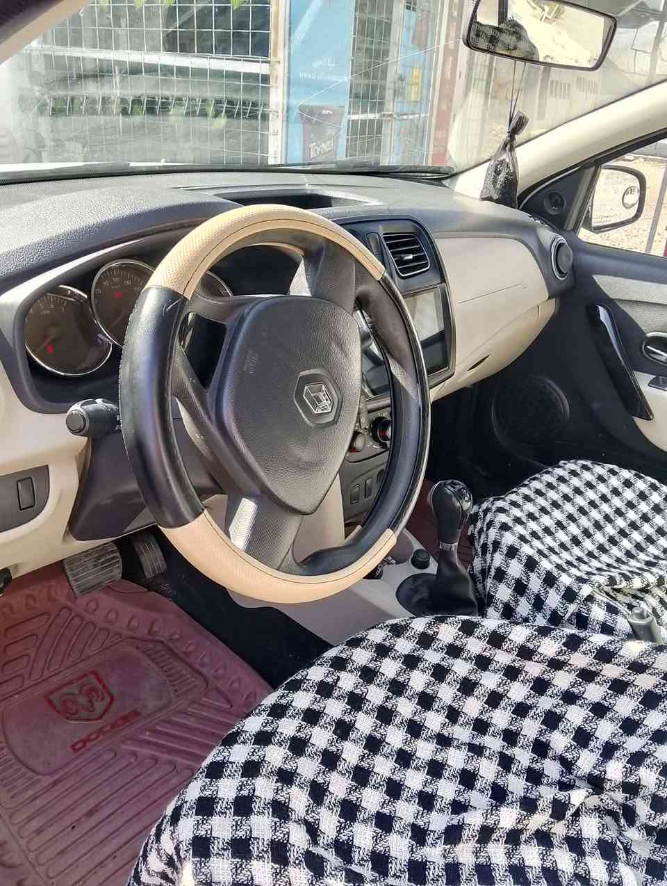 ڕینۆ سمپوڵ ساخ ٢٠١٦ کۆدی بۆکراوە بێ مەسرەف هیچ مەسرەفێکی تێدا نییە  مەکینەی ١٦ی گێر ئۆتۆماتیک نرخی ٤٨ گەڵا ***********
