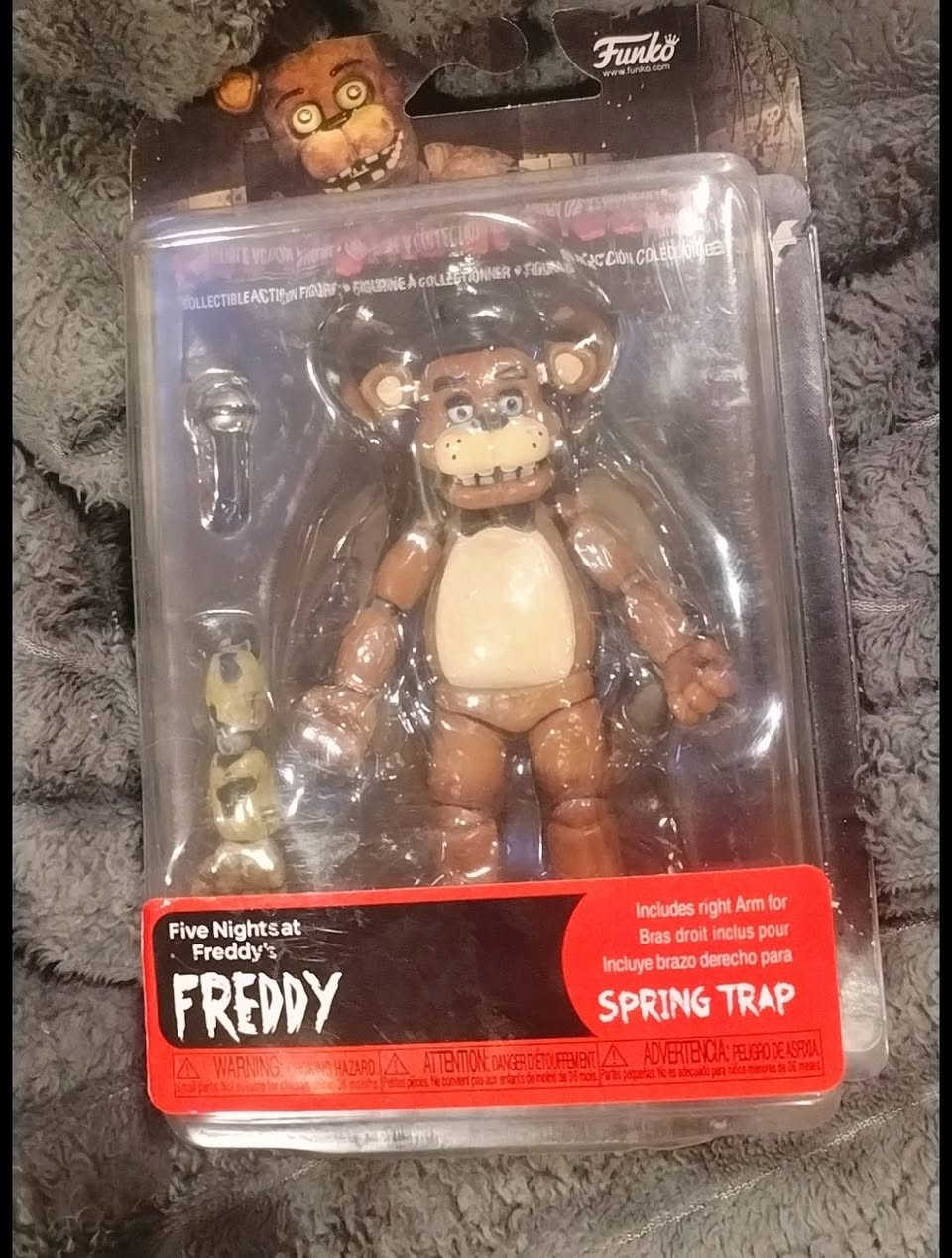 هذول قطع فناف حبايب الاصليات من شركة فونكو لفناف فايف نايت فريدي على 40 الف.. ولباكيت ال بي قطعتين وقناع وشخصيتين على 15 ولتعاملوني عليهن لان قطع ماكو ولسوك غالي وقطع متتحصل


**إذا كنت صاحب هذا الإعلان وتريد حذفه لأي سبب، رجاءا أرسل رسالة إلى الدعم الفني**