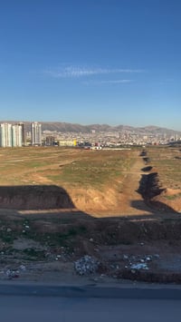 أرض أساتذة الجامعة • ١٠٠م • ٢٠٠م