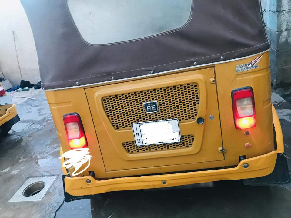 تكتك 21 رقم وسنويه مكينه زنجيل وكلجات فقط يعني مكفوله هذني استهلاكيات الكشر بيه ضربه بالغد ومرجع يعني تكتك مال واحد يشتغل بيه على باب الله شاهد الله ورسوله مال شغل الشراي اتصل وبخدمتك *********** مكاني العماره تجي وتشوف بعينك
