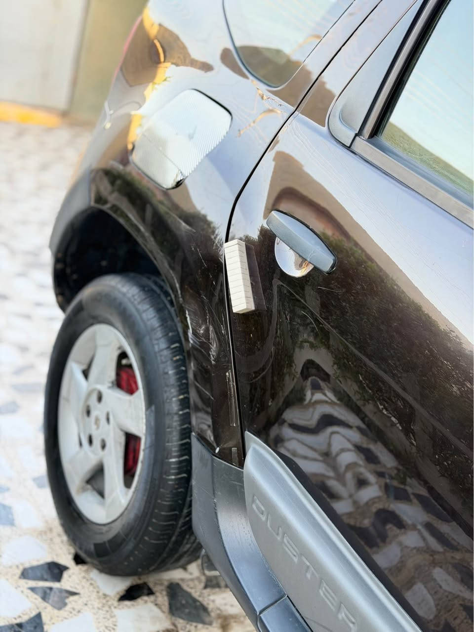 رينو داستر فرنسي  مديل 2018 بدون حادث صبغ بنيد اثر الجراد وملاحضات بسيطة مابيها تصليح حار ابد 
مكينه 2000 
سيارة اقتصادية عالية وعملية 
تصلح للموضفين والطالبات 
السيارة مستلميها من الشركة ب2022 حره شرط التحويل 
السعر 89 وبيها مجال بسيط 
*********** بغداد, العراق
