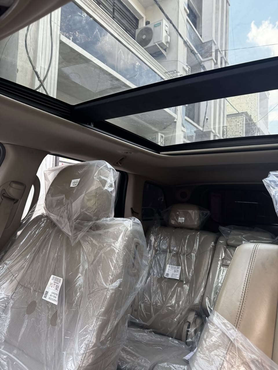 السلام عليكم من رخصه الجميع جيب لاريدون  خليجي موديل 2017 كفاله عامه من كلشي بيها بس شغله وهاي مرفوقه بالصور طلقه عشوائيه ما مخترقه القماره يعني سطحيه 
تحويل مباشر  مال جناي وبالعافيه على كل من تصير نصيبه خير من الله سياره وربي محافظ عليها اكثر من جهالي بعد ماشيه 58 حقيقي  سعر قفل بدون احراج 250 ورقه قفل يعني حك جيه شي بسيط وخادم سياره مكانها اصليخ 600 وما يخسر الياهذها يجني


**إذا كنت صاحب هذا الإعلان وتريد حذفه لأي سبب، رجاءا أرسل رسالة إلى الدعم الفني**