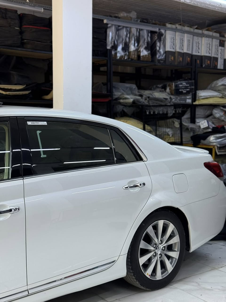 افلون خليجي لمتدد فول 1/1 
بريم 
رقم شمالي 
موديل 12 شهر 10 
محرك 6v بلادي قبق اسود 
بيه بابين مبدل بلادي 
بدون اي دواخل 
السعر 220  بيه مجال 
***********
