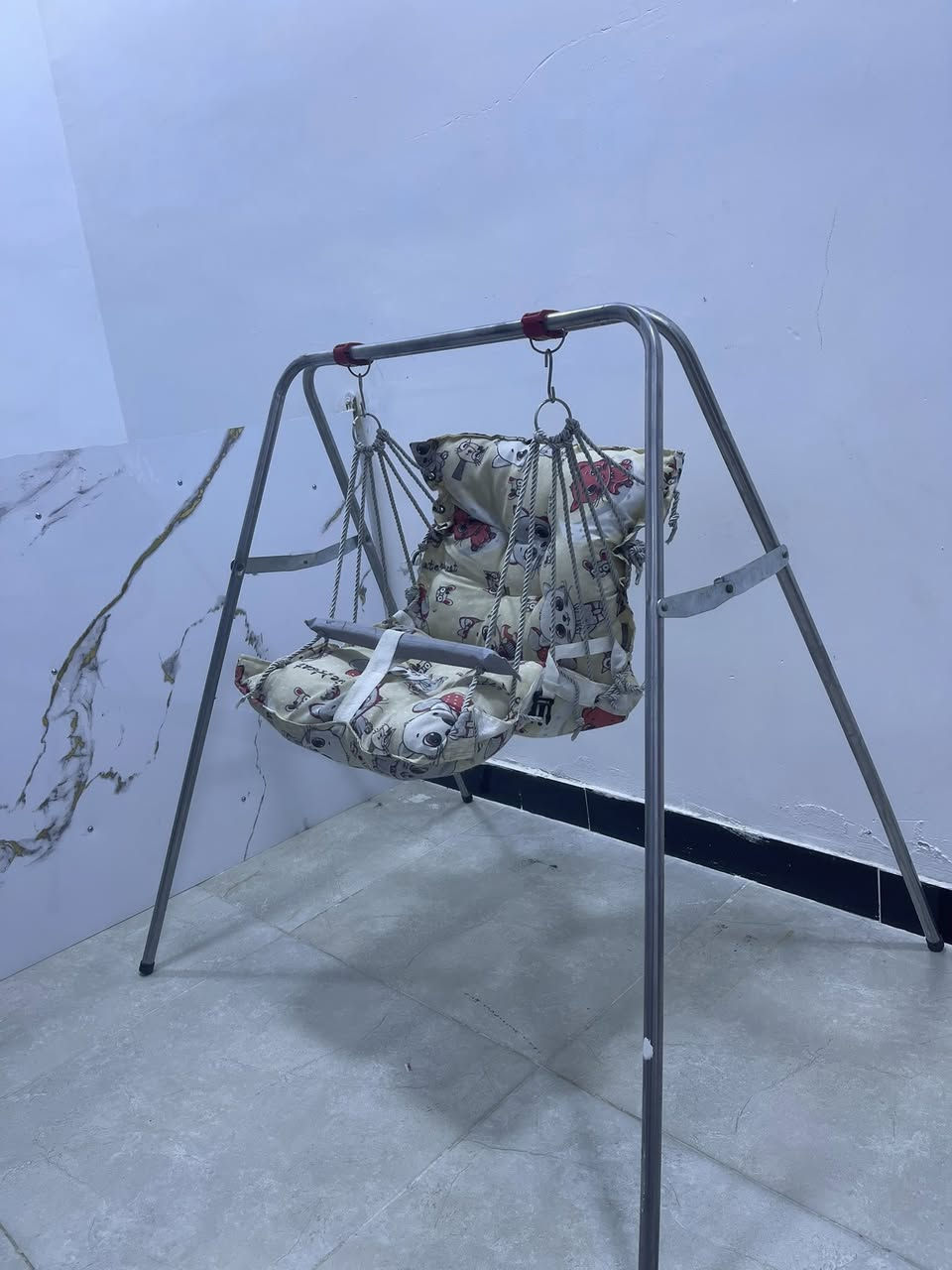 سرير اطفال  ل عمر ٣ سنه وعربانه ومرجوحه  وكرسي هزاز مال اطفال للبيع مكان بياع شهداء


**إذا كنت صاحب هذا الإعلان وتريد حذفه لأي سبب، رجاءا أرسل رسالة إلى الدعم الفني**