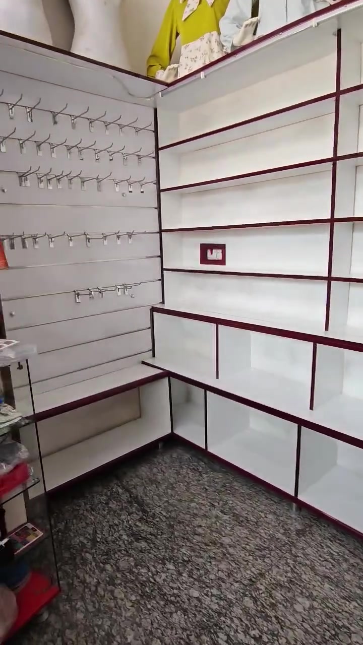 السلام عليكم
ديكور كامل جديد  بيع مستعجل 
العنوان حله /جمعيه مقابل ماي هاوس 
التفاصيل على الخاص


**إذا كنت صاحب هذا الإعلان وتريد حذفه لأي سبب، رجاءا أرسل رسالة إلى الدعم الفني**