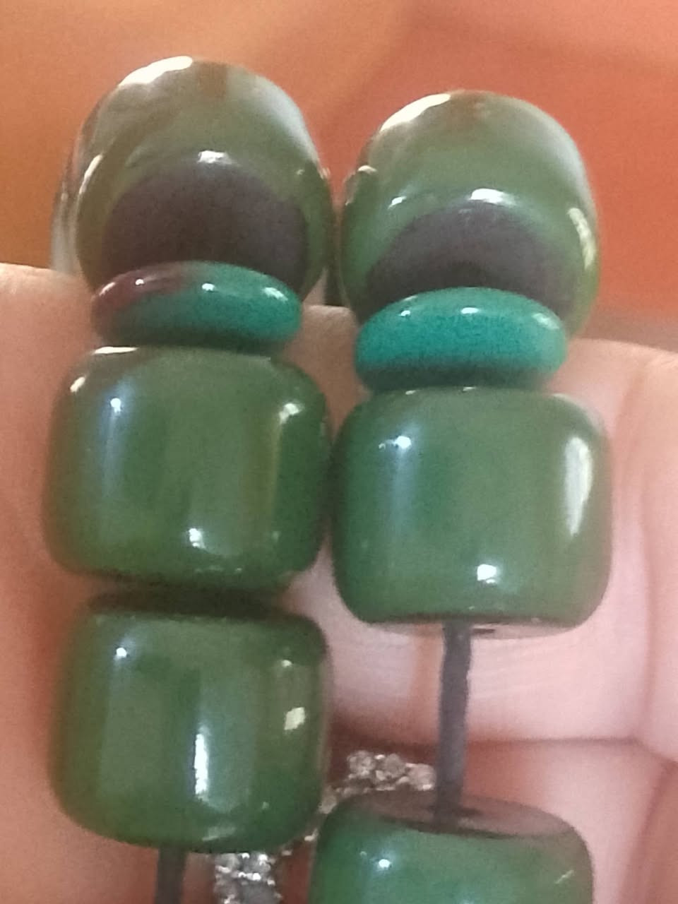 يسعد مساكم بكل خير 💚💚💚
جمال اللون الاخضر😍😍😍
مسبحة مسكي الماني خراطة تسعينات قطع لف شامتها حمرا عدد الحبات٣٣حبة وقياس الحبة ١٥/١٢مل وزن صافي ٧٧غرام تواجد طرطوس وشحن للمحافظات 💚💚💚💚


**إذا كنت صاحب هذا الإعلان وتريد حذفه لأي سبب، رجاءا أرسل رسالة إلى الدعم الفني**