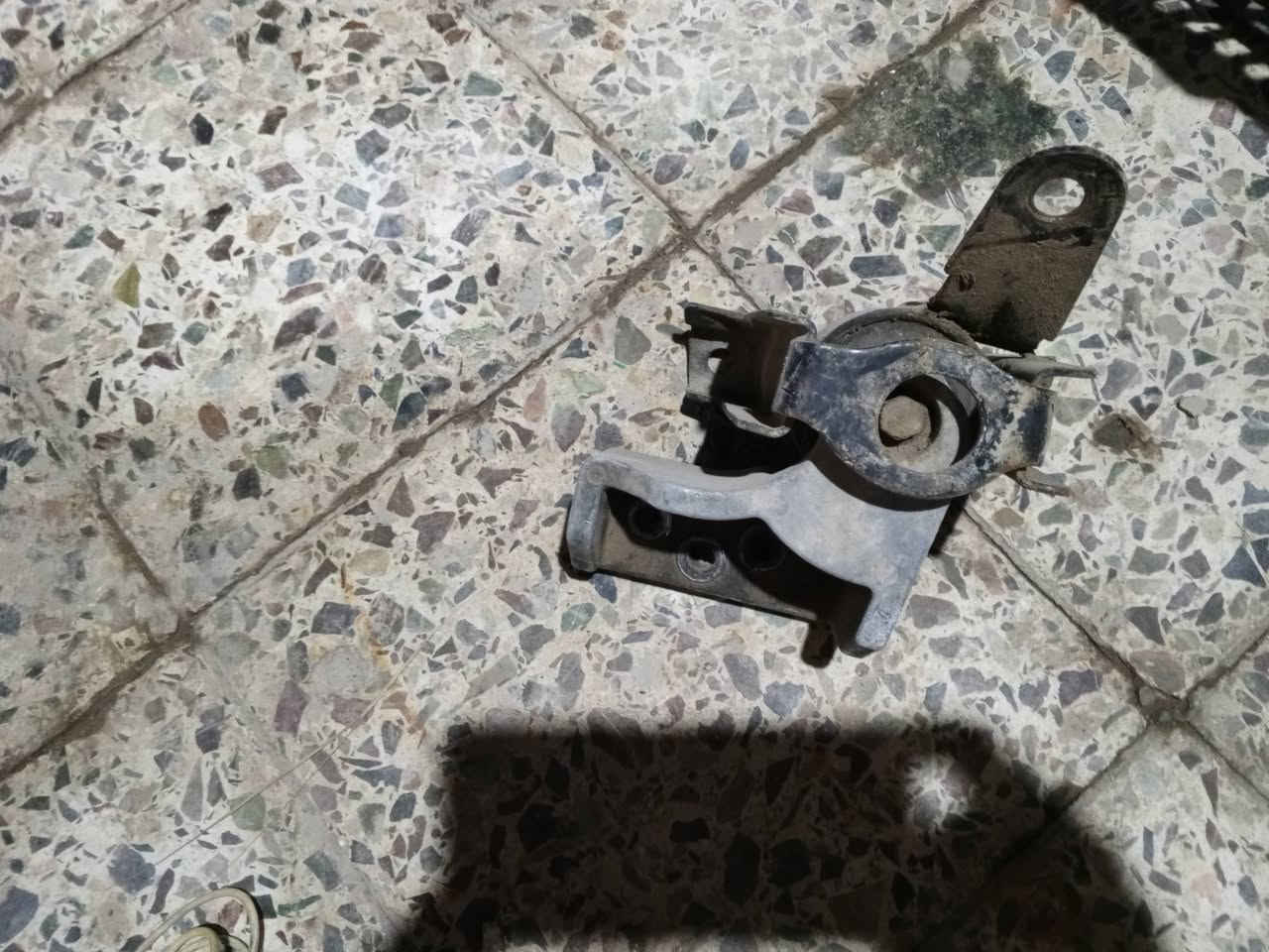 دجة مكينة الأمامية الأصلية مو تجاري 
يوجد توصيل لكافة المحافظات للاستفسار الاتصال على الرقم التالي ***********
