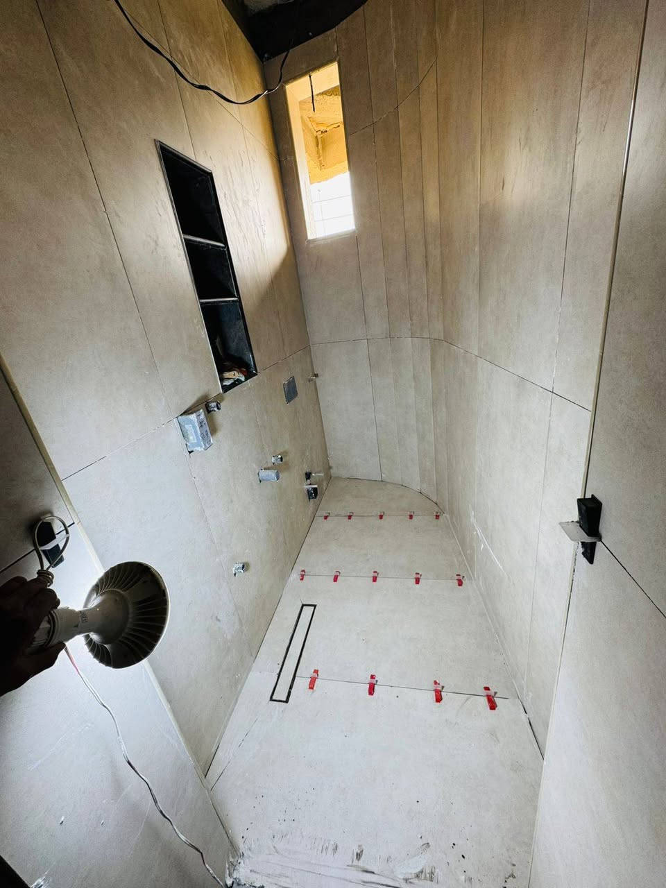 كادر خلفات بورسلاين العمل ناصريه
***********
