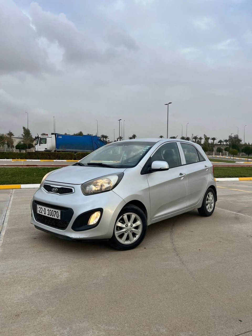 پيكاتؤ موديل ٢٠١٣ 
سيارةكة هيچي نيه بةس بئ بؤياغه سيارةكة بة ناو خؤمه ٥٨ هةزار رؤيشتيه رةقةم و سةنوي هةمووي نيويه گيروو مكينه هيچي نةكريتةوه هةمووي بةشةرت نرخى٨٨
*********** أربيل, العراق
