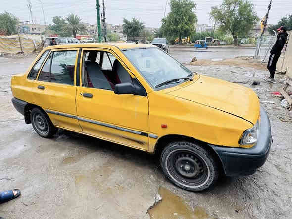 سلام عليكم 
سايبا ٢٠١٢ للبيع باسمي رقم صدامي كير مكينه بلادي 
بدون صبغ  مكان بغداد بلديات ***********
سعر ٣٠ وبيها مجال
