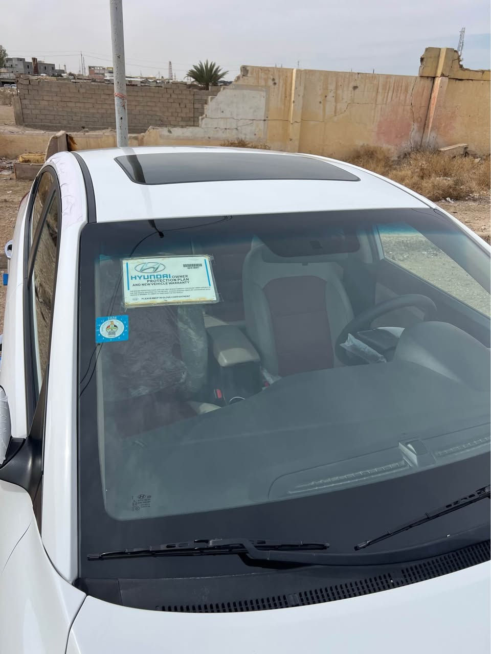 السلام عليكم
للبيع النترا سوبر موديل 19 فول مواصفات للاخير 
بصمة
فتحة 
حساس امامي وخلفي 
داخل جلد لونين 
كامرة خلفية 
شاشة بلادية gps خرائط 
تبريد قطعتين امامي وخلفي

ماشية 47 ألف مكفولة كفالة عامة والسيارة بحالة الوكالة جديدة جدا ومن الزيرو  عدنا والسبير المقدس مانازل 
*********** بغداد, العراق
