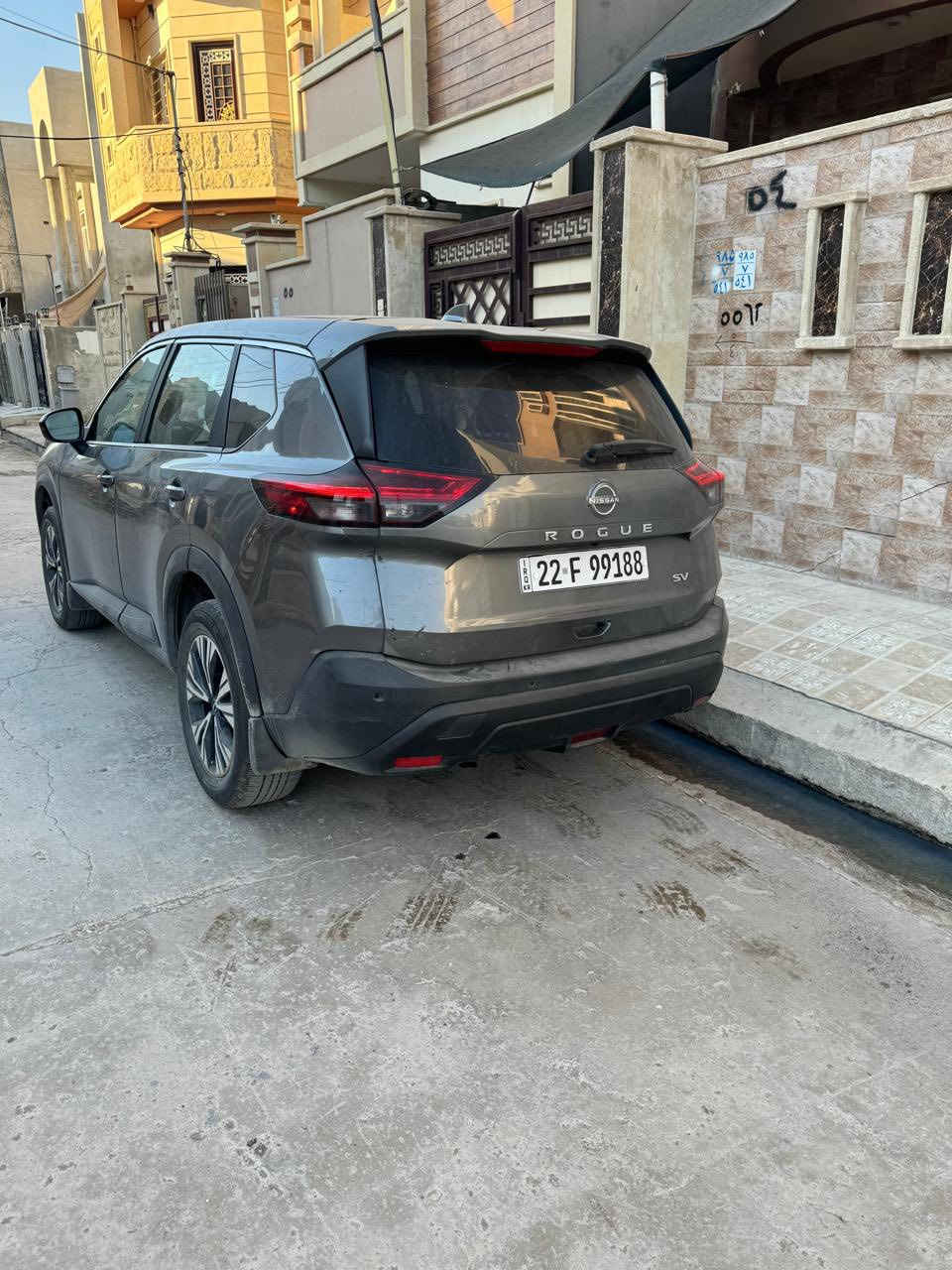 بسم الله الرحمن الرحيم
‏Nissan Rogue SV 2023

السيارة مرتبة حيل 

شرط اي نواقص ما بيها 

محرك 1500 تيربو 

بانزين عادي او محسن 

السيارة ماشية بس 26000

قطعتين تبريد

تحديد مسار

قيادة ذاتية

وقوف ذاتي

شاشة كبيرة

كاميرا خلفية

تحديد مسار الوقوف بالكاميرا

حساسة خلفي

و باقي بعد مواصفات هواي ما ذاكرها

السيارة ضررها بس امريكا مثل ما موضح بالصور

دعامية خلفية تبديل  فقط 

بدون دواخل بدون ايرباك 

بجم كبس

باقي السيارة كير محرك شخوط بارد شرط انطيك ياها

مكان السيارة ( نينوى  )

بيع النقد او الاقساط المقدمة دفتر

رقم الشاصي 5n1bt3ba1pc874904 

للاستفسار و التواصل اتصل على الرقم 

***********

او تواصل واتساب
