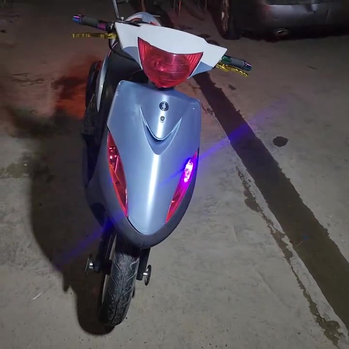 سلام عليكم دراجه ما كسي مفتوحه لبيع مكانك بابل قاسم سعر تعال خاص ***********
