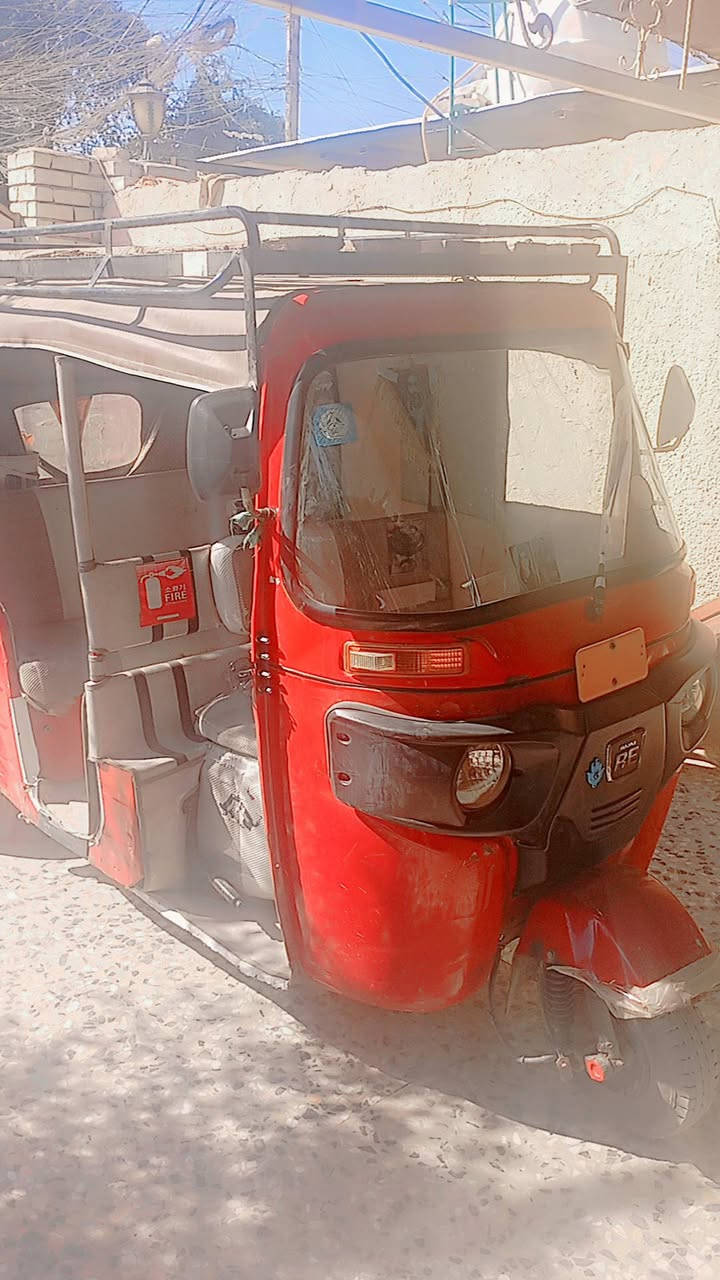 سلام عليكم للبيع موديل 18 رقم وسنويه مكاني بغداد رشاد ***********
